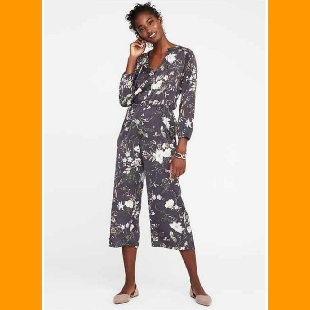 Old Navy Tie Neck Jumpsuit